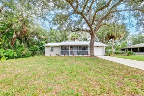 7704 Pensacola Road Fort Pierce FL 34951