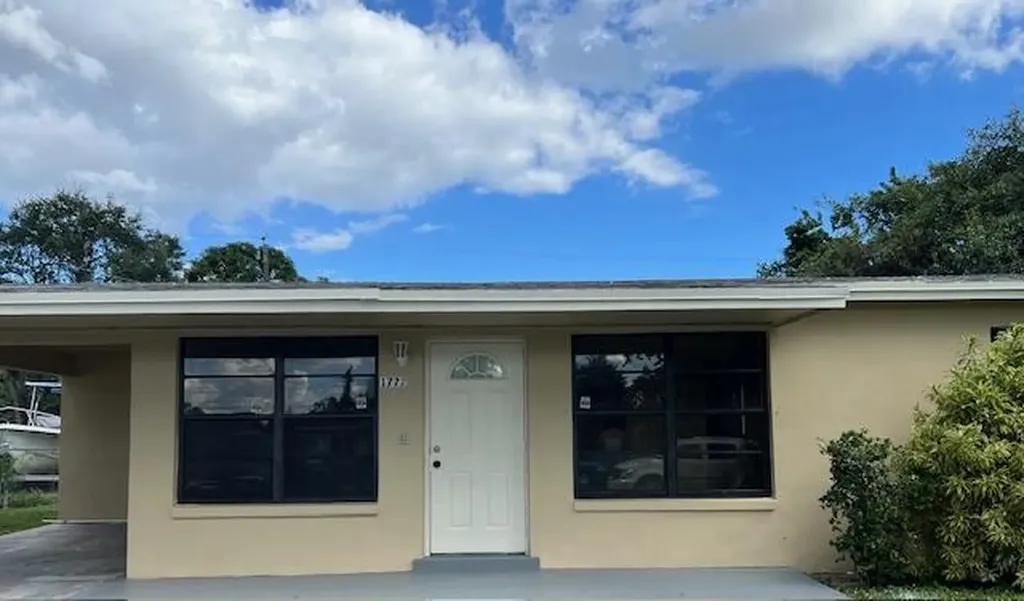 1772 NW 34th Avenue Lauderhill FL 33311