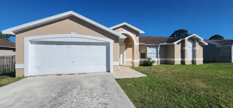 473 SW Eyerly Avenue Port St Lucie FL 34983