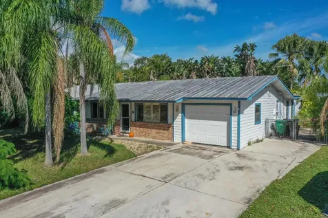 251 NE Faring Avenue Port St Lucie FL 34983
