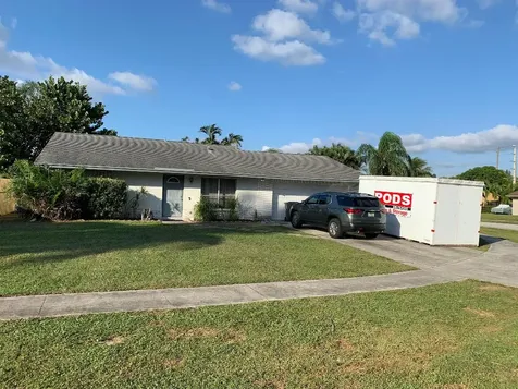 6157 Carthage Circle S Lake Worth FL 33463