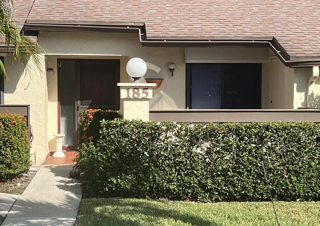 185 Mastic Tree Court Royal Palm Beach FL 33411