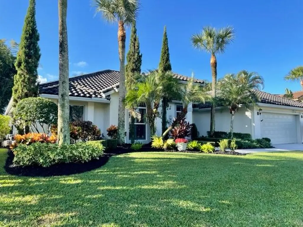 20388 Hacienda Court Boca Raton FL 33498