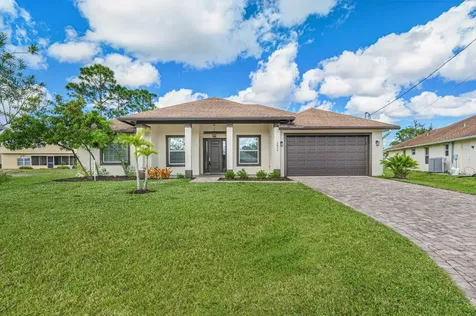 5834 NW Lomb Court Port St Lucie FL 34986