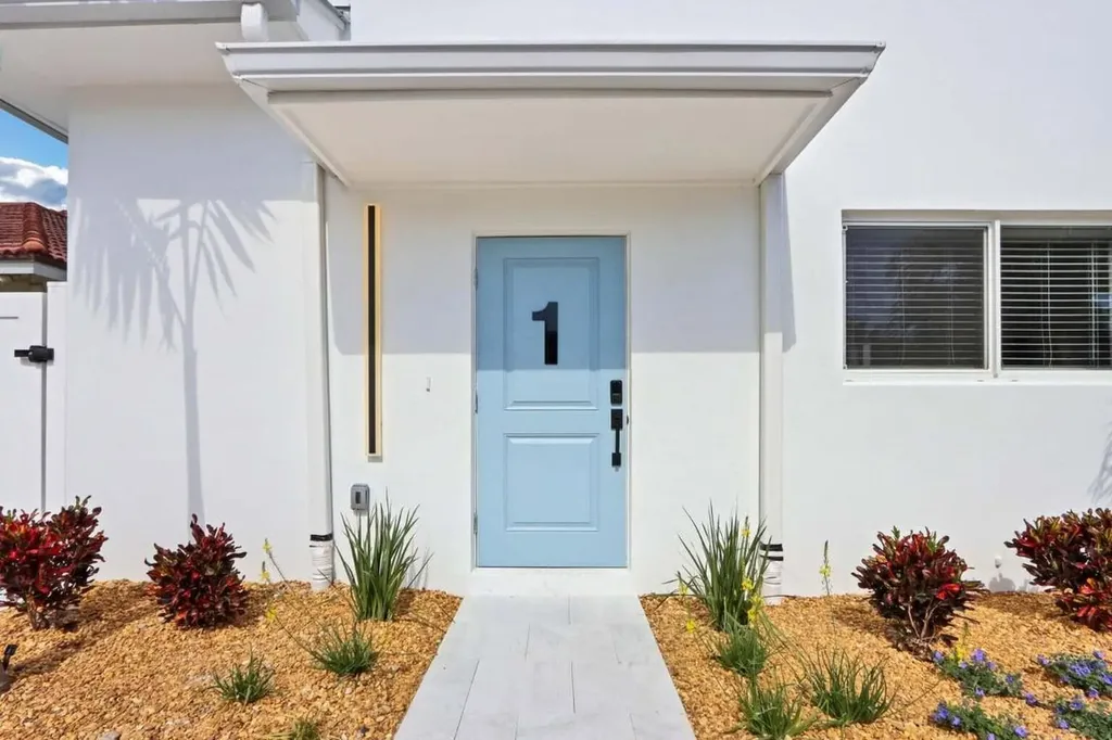 115 Cascade Lane Palm Beach Shores FL 33404