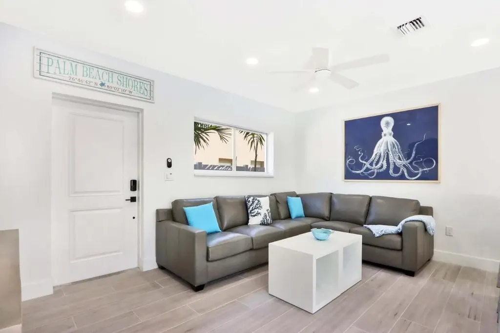 115 Cascade Lane Palm Beach Shores FL 33404