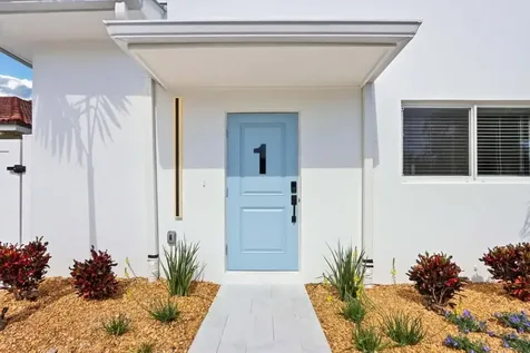 115 Cascade Lane Palm Beach Shores FL 33404