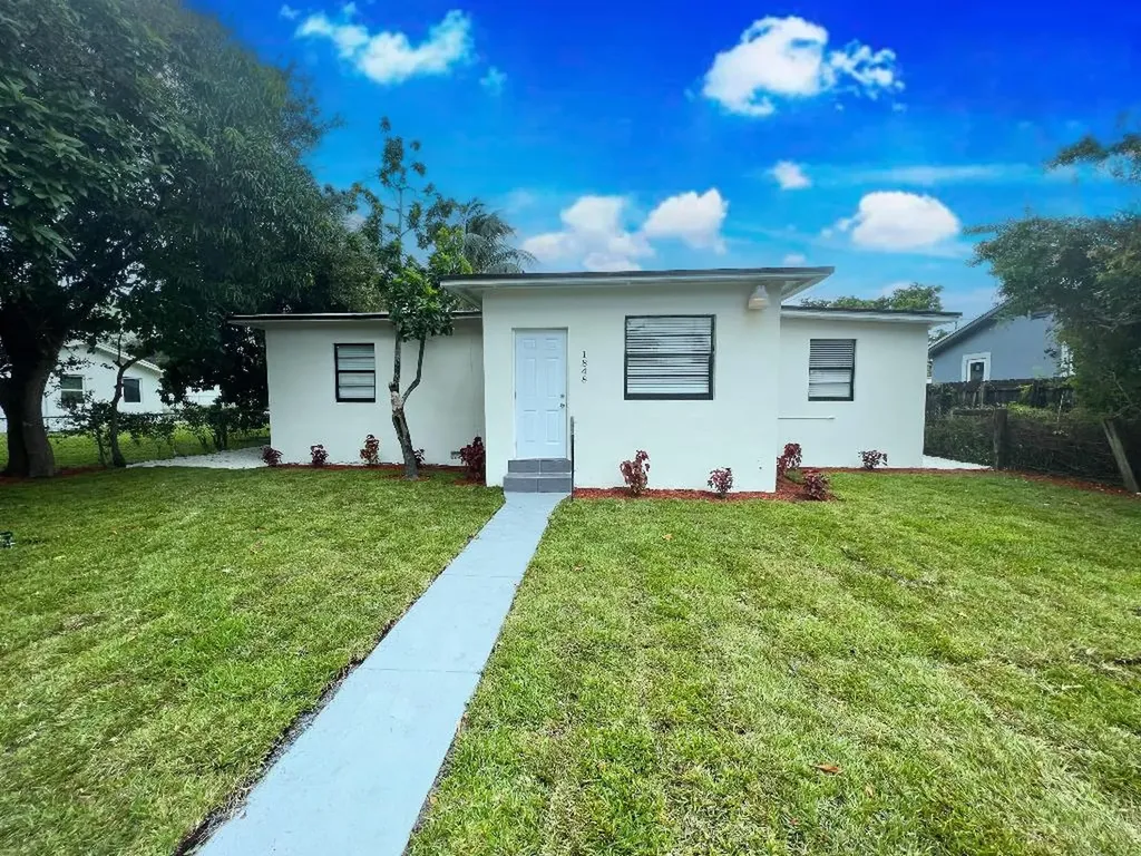 1848 NW 82nd Street Miami FL 33147