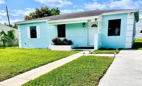 1217 15th Avenue S Lake Worth Beach FL 33460