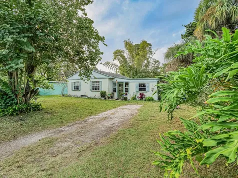 1719 25th Avenue Vero Beach FL 32960