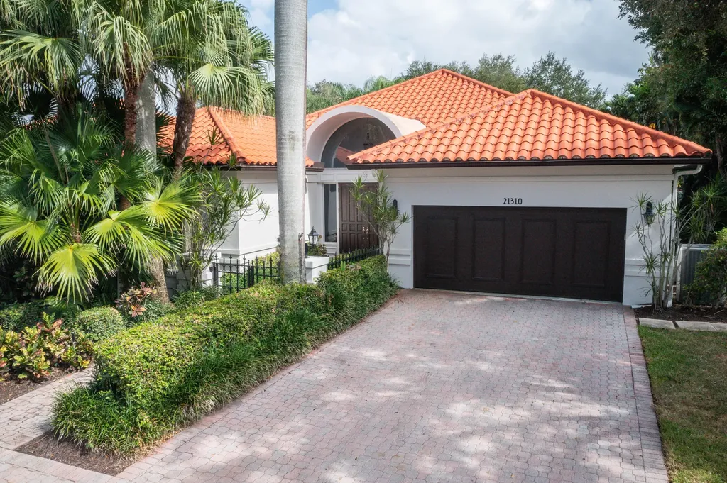 21310 Harrow Court Boca Raton FL 33433