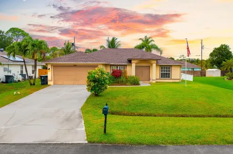 1968 SW Hillman Street Port St Lucie FL 34953
