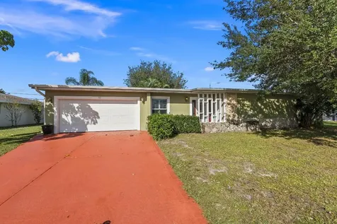 113 SE Calmoso Drive Port St Lucie FL 34983