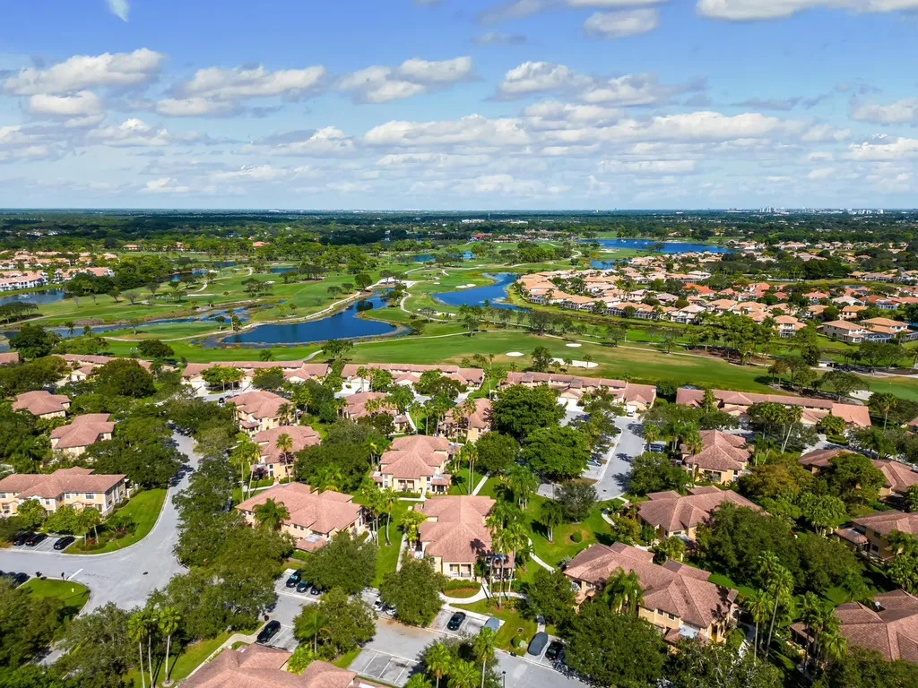 362 Prestwick Circle Palm Beach Gardens FL 33418