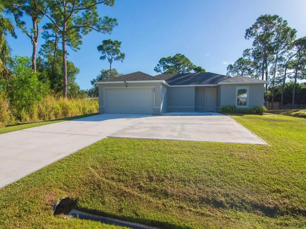 361 NW Friar Street Port St Lucie FL 34983