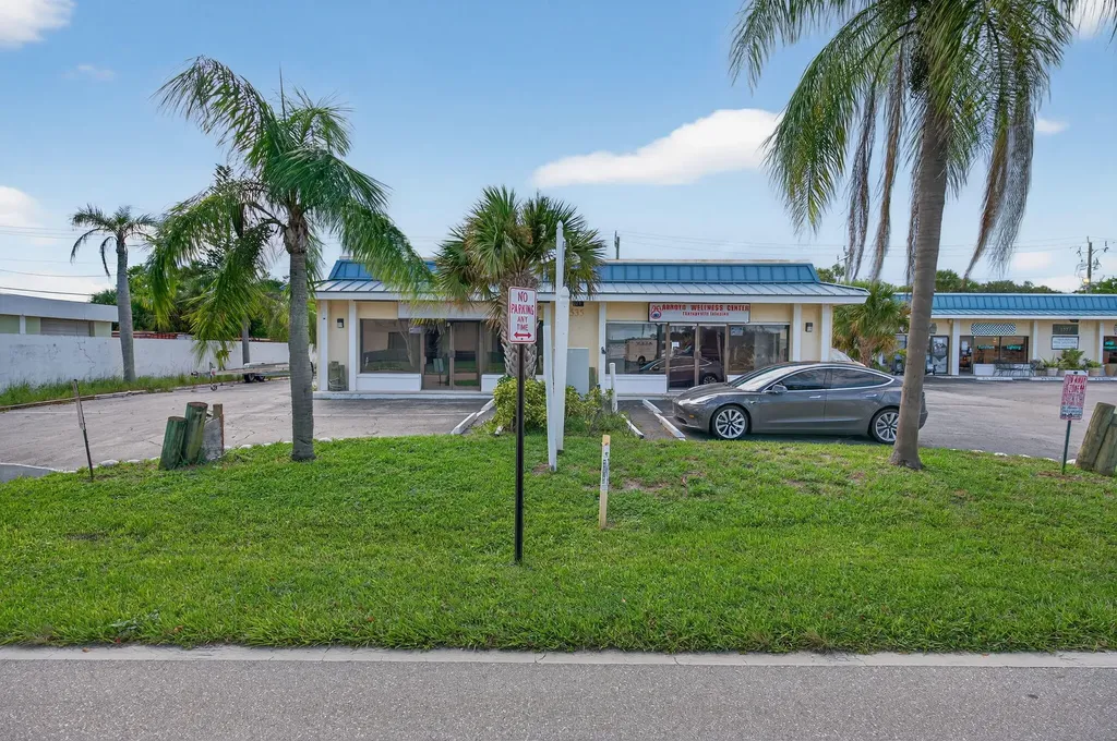 1535 Cypress Drive Jupiter FL 33469