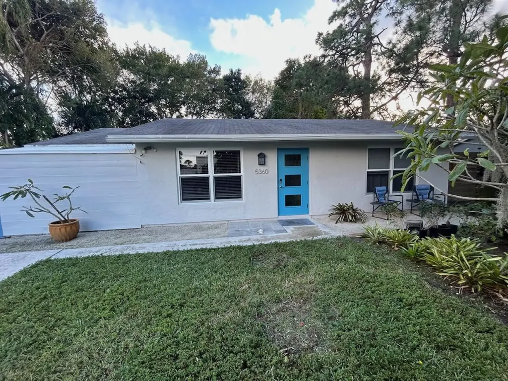 5360 Woodland Drive Delray Beach FL 33484