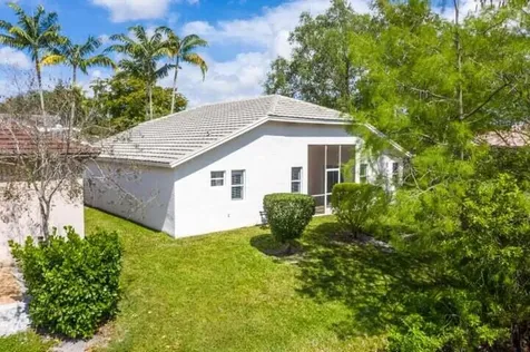 100 Caribe Court Greenacres FL 33413