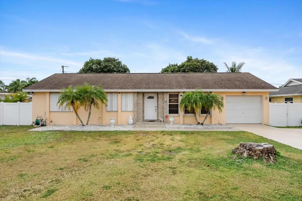 6915 Osborne Drive Lake Worth FL 33462
