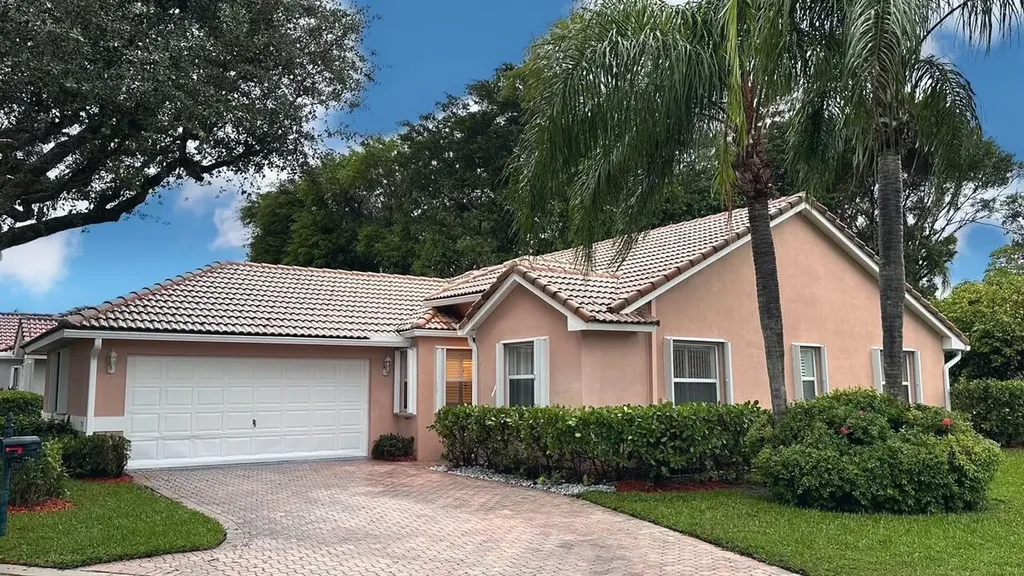 5385 Grande Palm Circle Delray Beach FL 33484