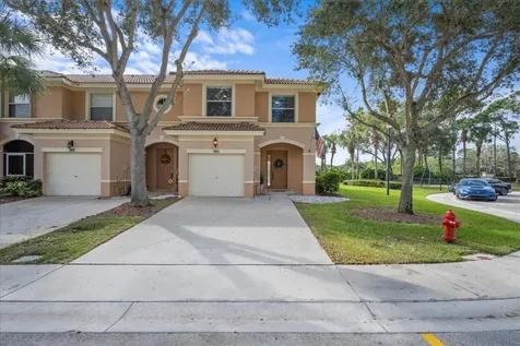395 River Bluff Lane Royal Palm Beach FL 33411
