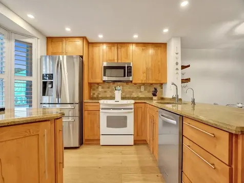 2813 NE 15th Street Pompano Beach FL 33062