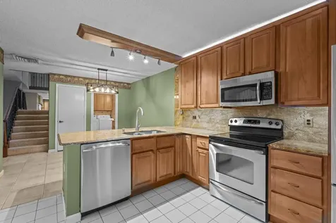 37 Danbury Court Royal Palm Beach FL 33411