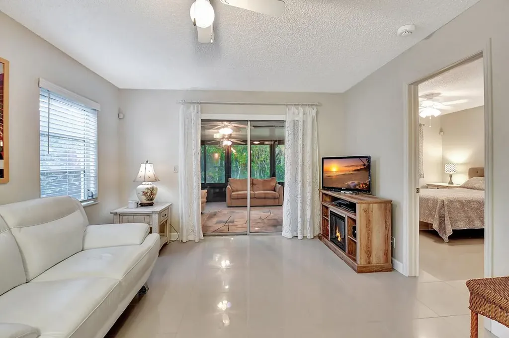 14520 Lucy Drive Delray Beach FL 33484