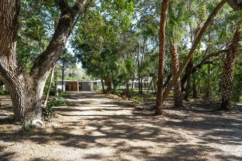 1602 E Camino Del Rio Vero Beach FL 32963