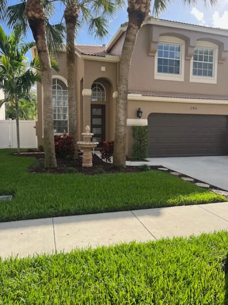 1284 Gembrook Court Royal Palm Beach FL 33411