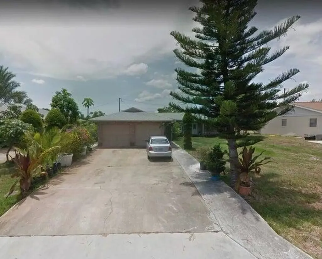 3410 SE Fairmont Street Stuart FL 34997