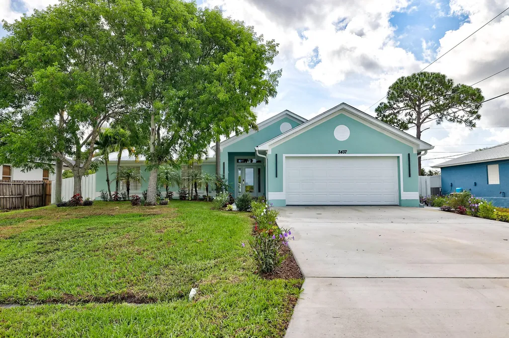 3437 SW Europe Street Port St Lucie FL 34953