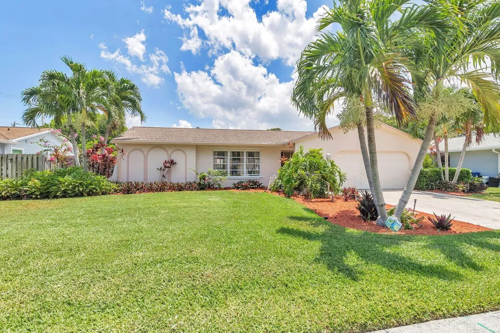 502 Oak Terrace Jupiter FL 33458
