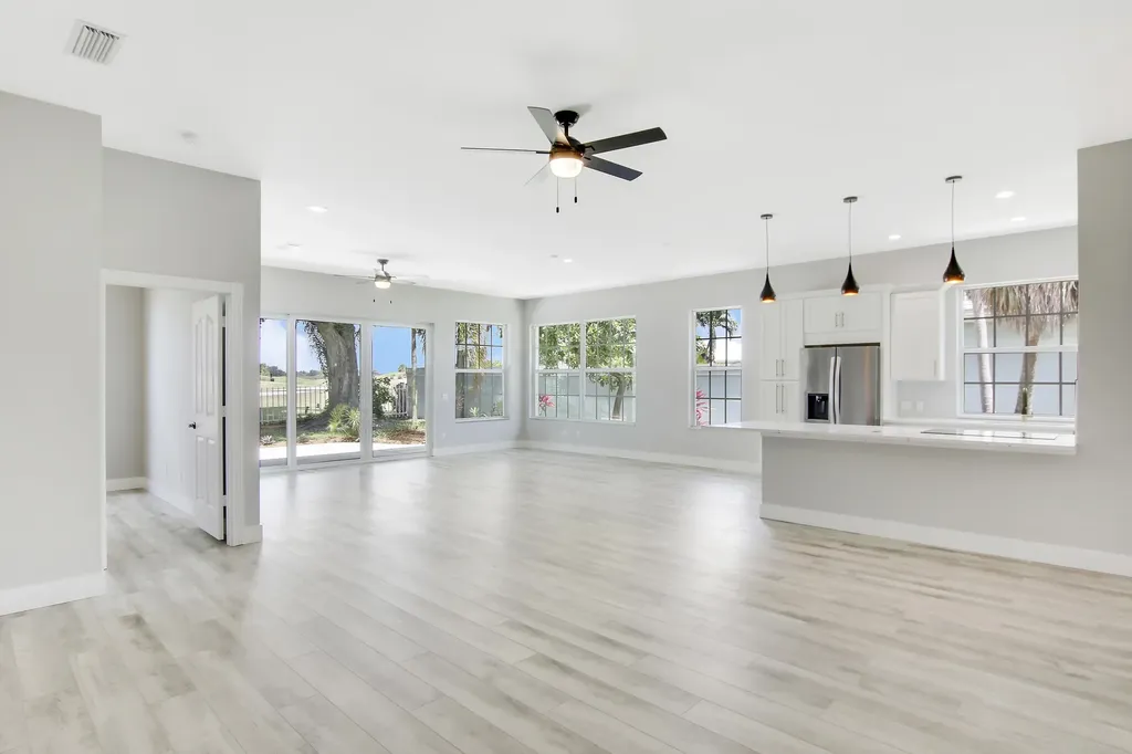 975 Bear Island Circle West Palm Beach FL 33409