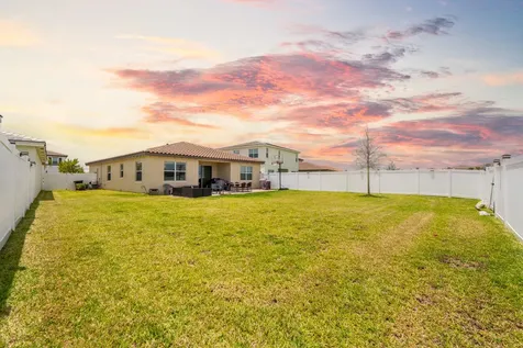 12509 NW Lynch Lane Port St Lucie FL 34987