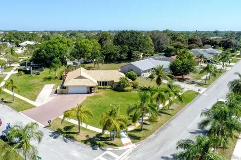 1802 SE Hanby Avenue Port St Lucie FL 34952