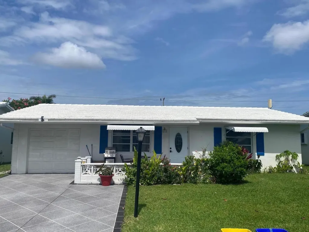 1310 SW 24th Street Boynton Beach FL 33426