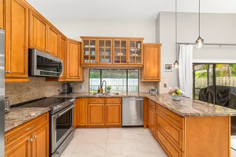 104 Timber Lane Jupiter FL 33458