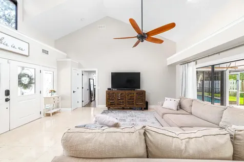104 Timber Lane Jupiter FL 33458