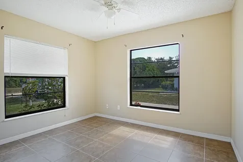 3475 1st Street Vero Beach FL 32968