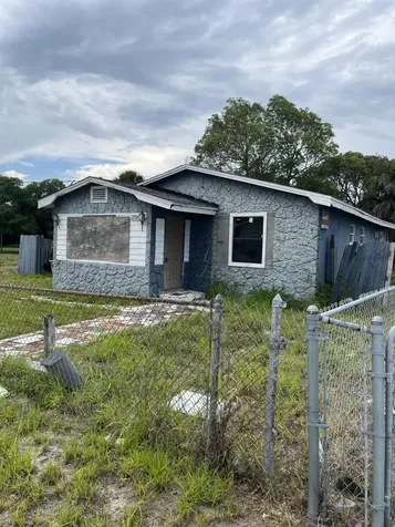 1204 Avenue K Avenue Fort Pierce FL 34950