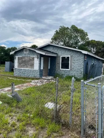 1204 Avenue K Avenue Fort Pierce FL 34950