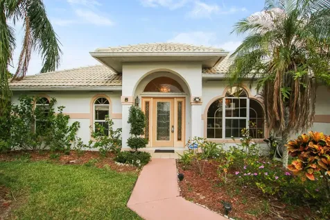 585 SE Nome Drive Port St Lucie FL 34984