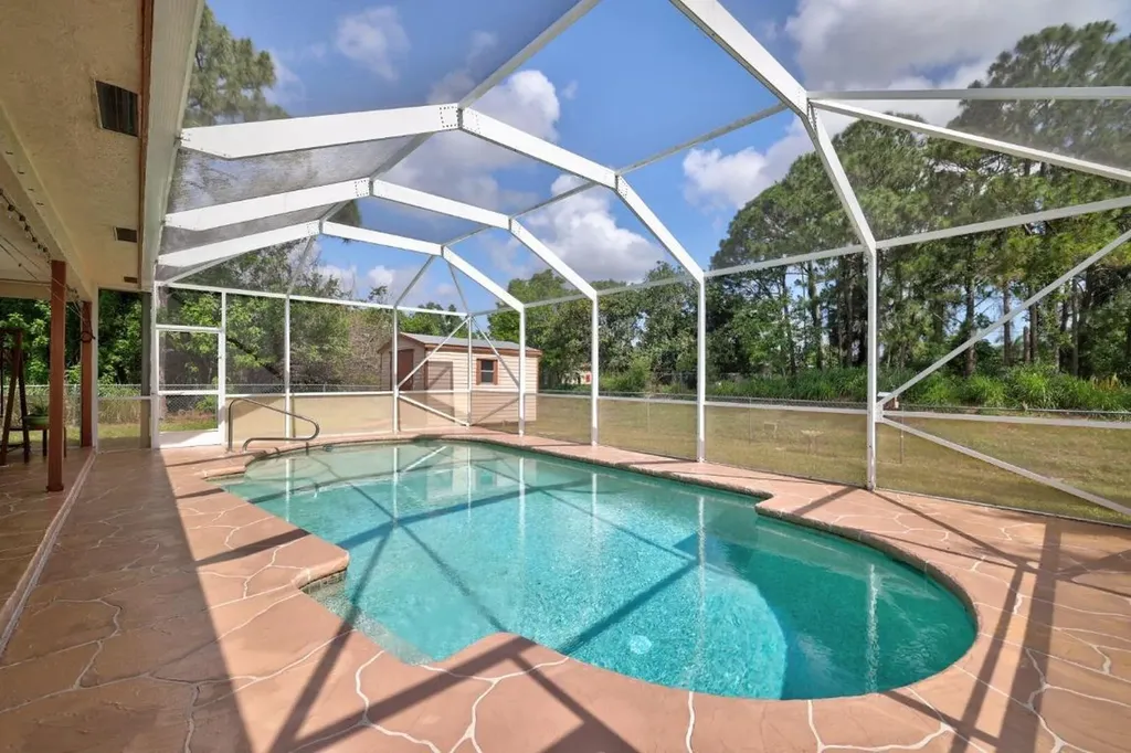 515 SW Duval Avenue Port St Lucie FL 34983