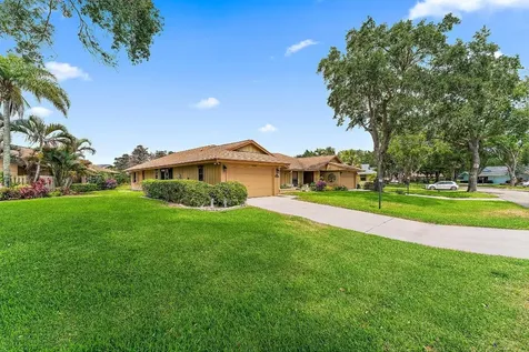 12816 SE Pinehurst Court Hobe Sound FL 33455