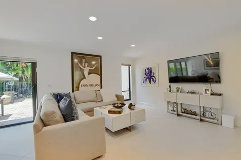 7464 Bondsberry Court Boca Raton FL 33434