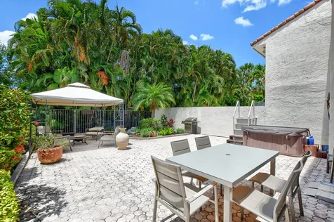 7464 Bondsberry Court Boca Raton FL 33434
