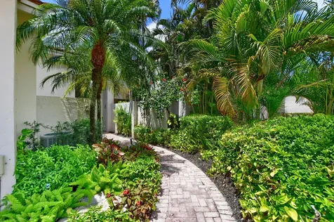 7464 Bondsberry Court Boca Raton FL 33434