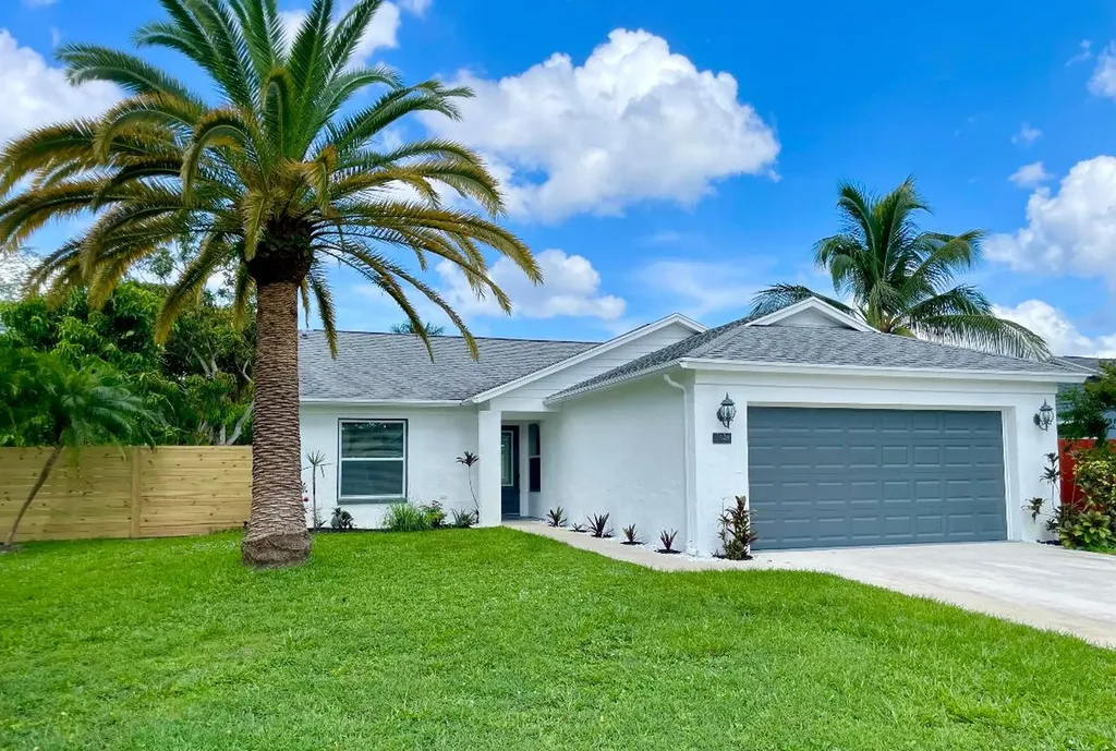1434 Denlow Lane Royal Palm Beach FL 33411