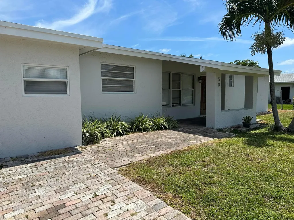 505 Cortez Lane Delray Beach FL 33445